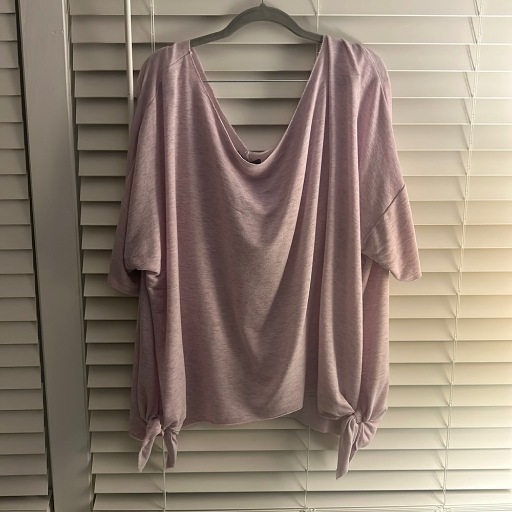 Lavender soft flowy tshirt